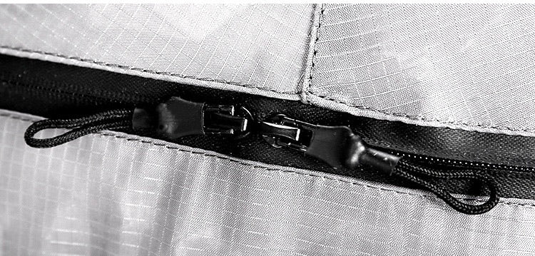 Strong Zips on Lightweight Backpack